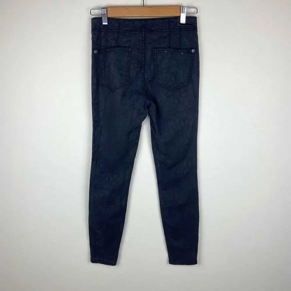 Anthropologie Pilcro Flower-Embroidered High-Rise Skinny Jeans - Washed Black